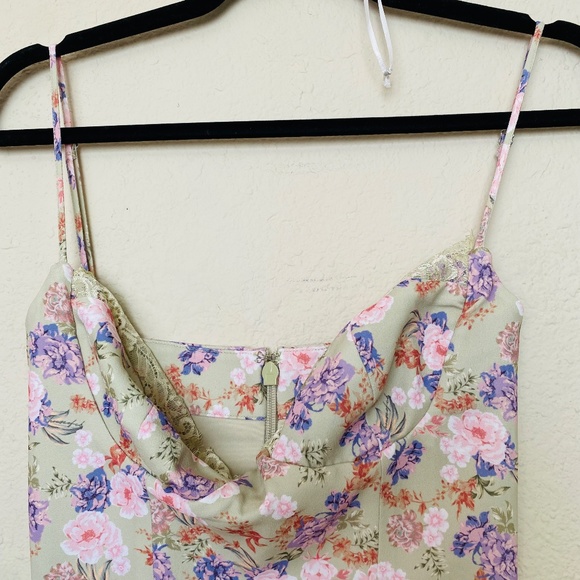 HOUSE OF CB 'Charlotte' Peony Print Midi Sundress green NWOT size XS - Picture 12 of 16